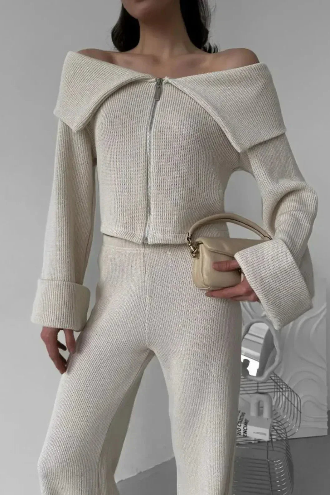 Off-Shoulder Knit Set – Elegante Zweiteiler - Bajeni