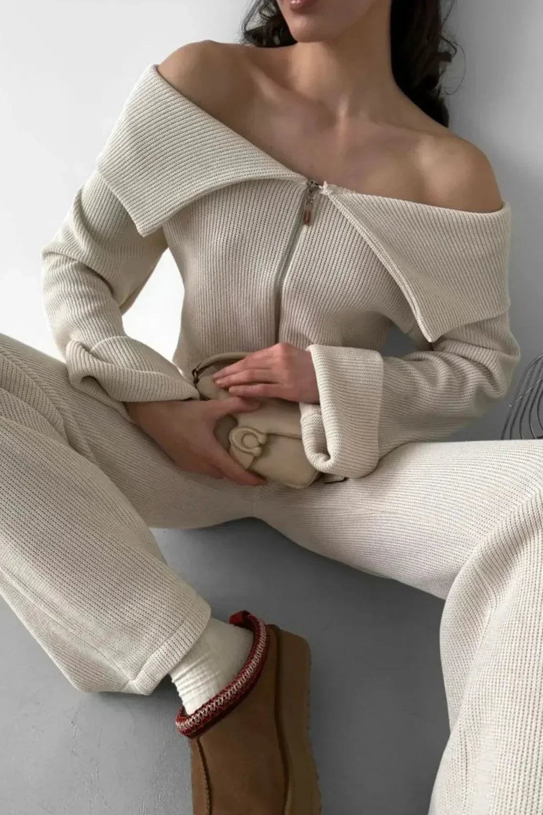 Off-Shoulder Knit Set – Elegante Zweiteiler - Bajeni