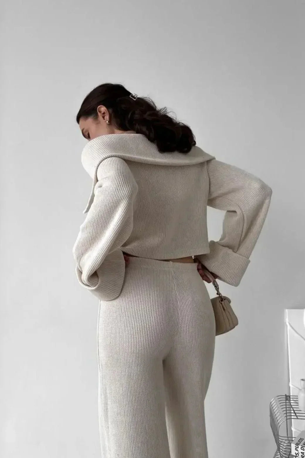 Off-Shoulder Knit Set – Elegante Zweiteiler - Bajeni